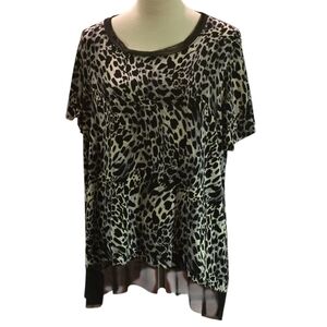 Dressbarn Women's 2X Black White Animal Print Top Sheer Mesh Hem & Mesh Crewneck